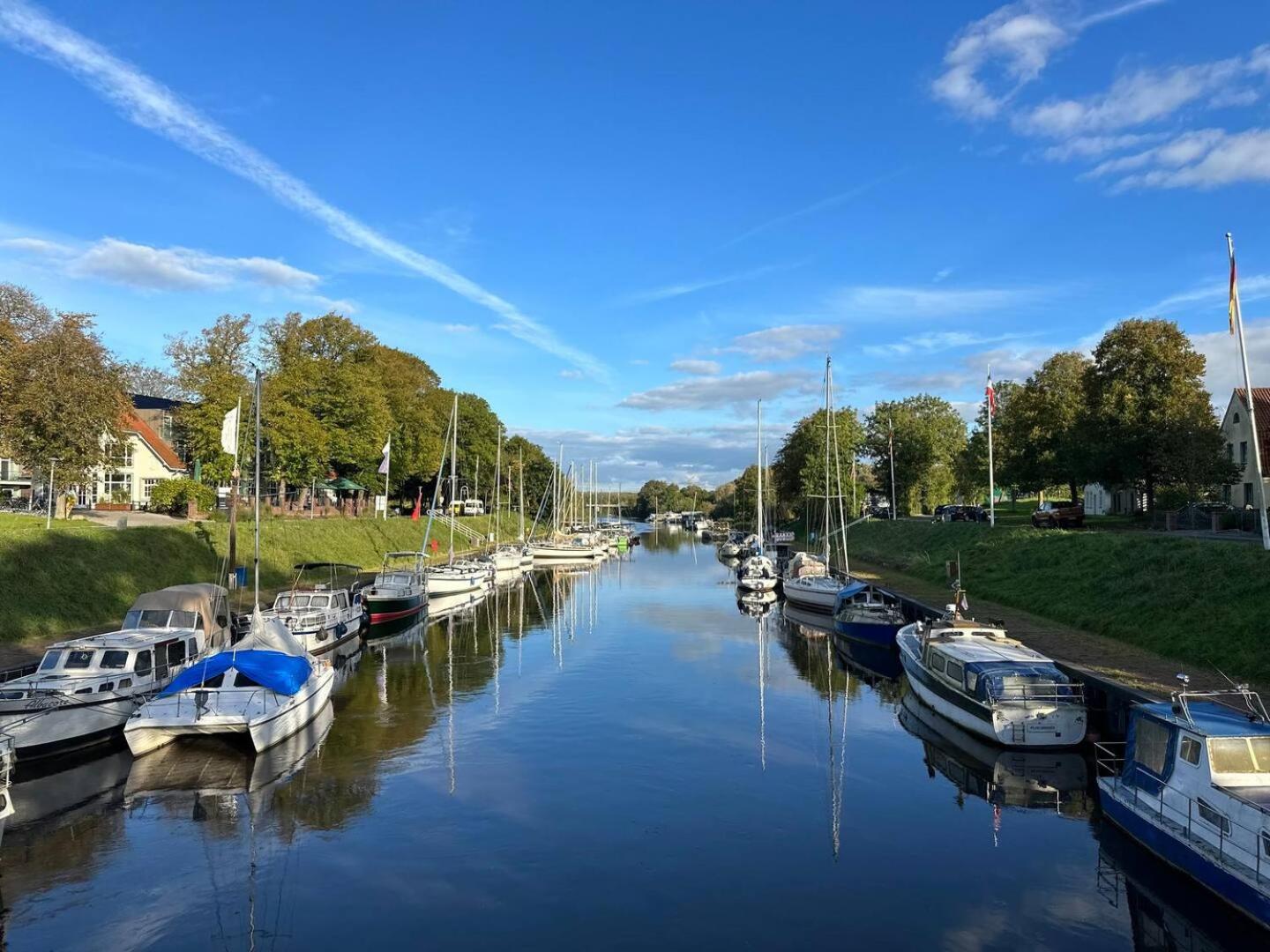 Garten-Wohnung Am Hafen Von Whv Wilhelmshaven Luaran gambar